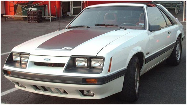 Ford Mustang (1985-2006)